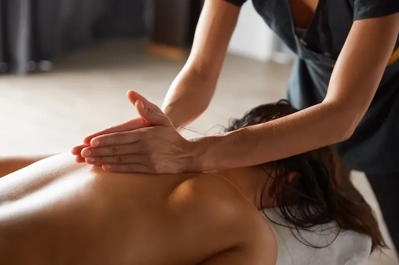 Placeholder image meaning the image has not been filled in Synergies for relaxing massage: technical formulations